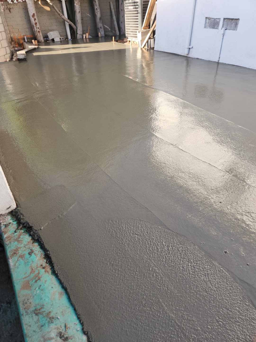 Finished concrete driveway, floated smooth